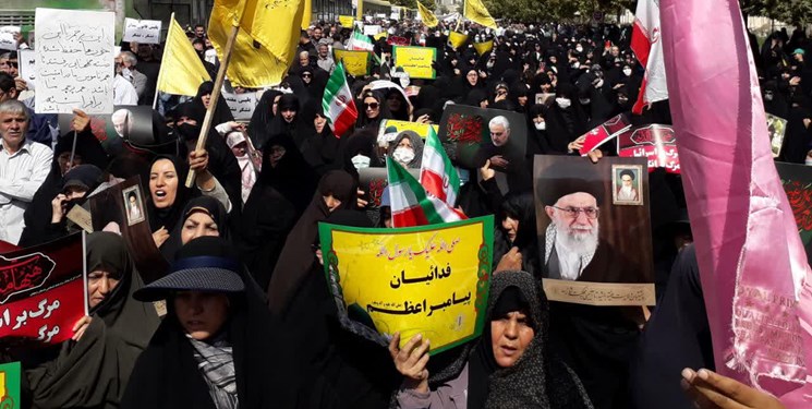 راهپیمایی مردم زنجان در محکومیت هنجارشکنیهای اخیر راهپیمایی مردم زنجان در محکومیت هنجارشکنیهای اخیر