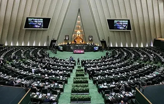 متعهد میشویم مجلس تراز امت مبعوث شده را ترسیم کنیم متعهد میشویم مجلس تراز امت مبعوث شده را ترسیم کنیم