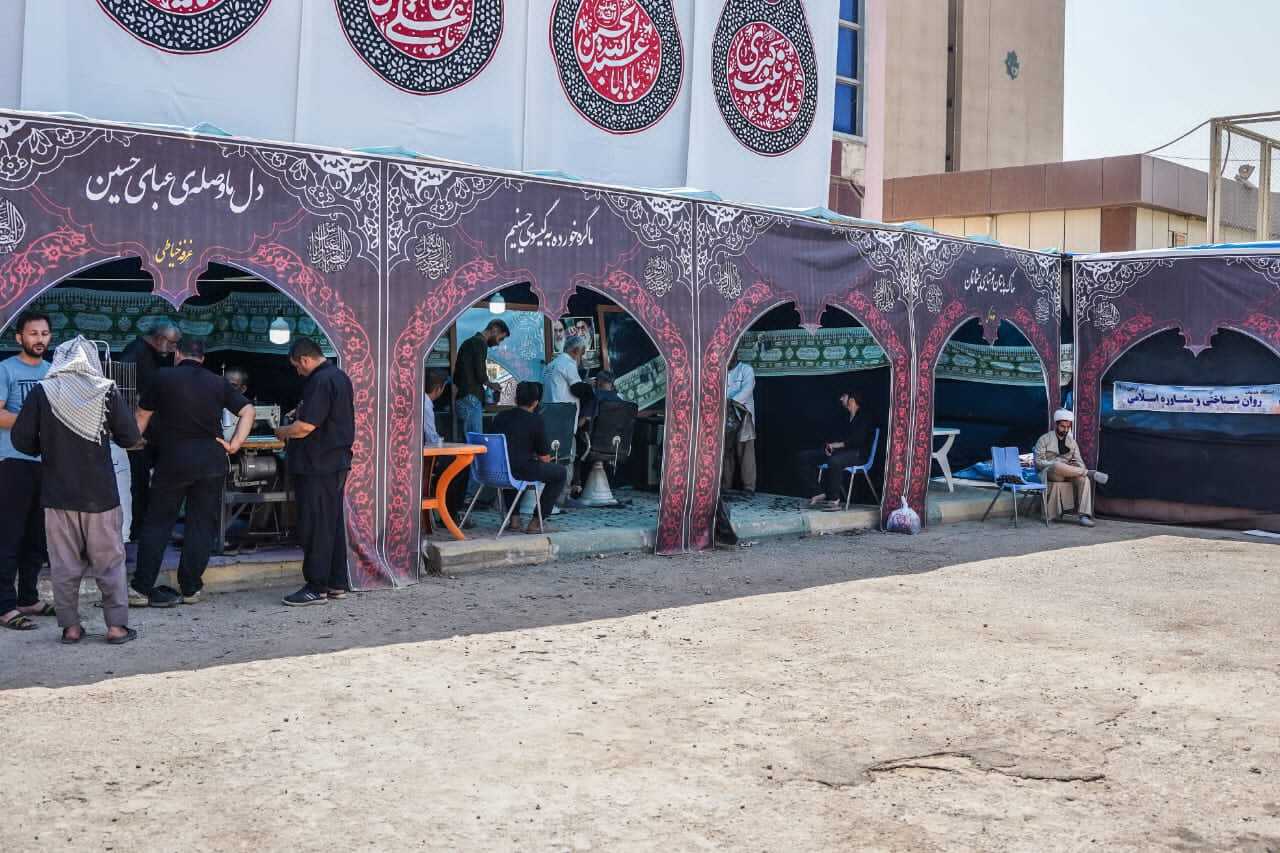 برپایی ۲۰ موکب در آزادراه تهران-کرج برپایی ۲۰ موکب در آزادراه تهران-کرج