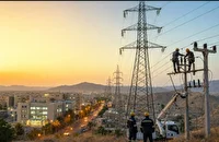 تامین برق مناطق جنوبی و آسیب دیده در جنگ در اولویت وزارت نیرو