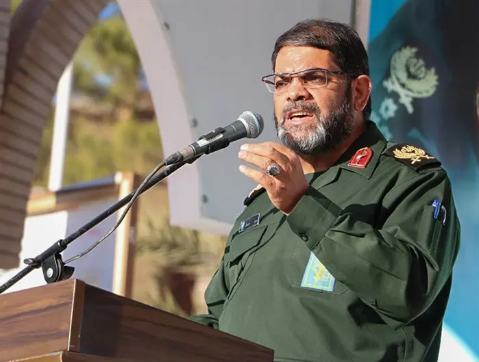 وحدت حول محور ولایت، امروز از نان شب واجبتر است وحدت حول محور ولایت، امروز از نان شب واجبتر است
