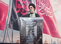 تنها راه مقابله با توطئه دشمنان؛ زنده نگه داشتن عاشورا و تمسک به ولایت فقیه