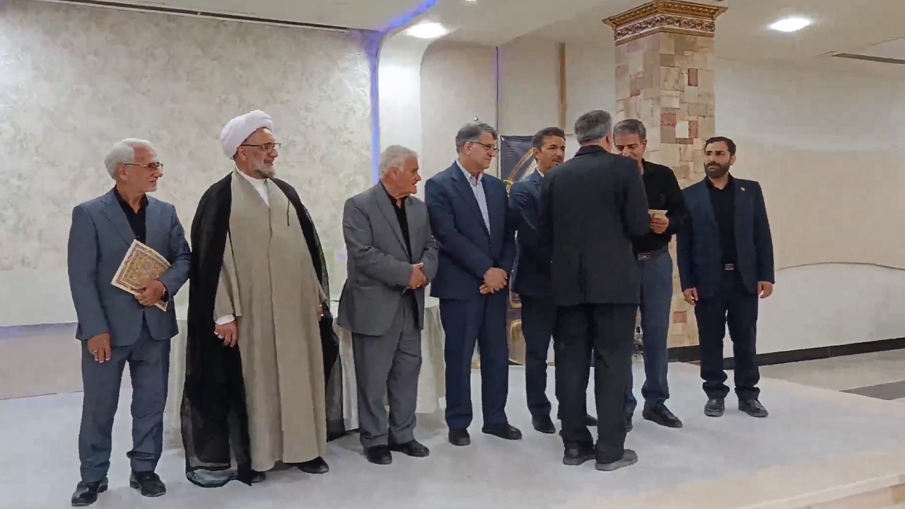 آیین بزرگداشت سی امین سالگرد تاسیس رادیو شهر مراغه
