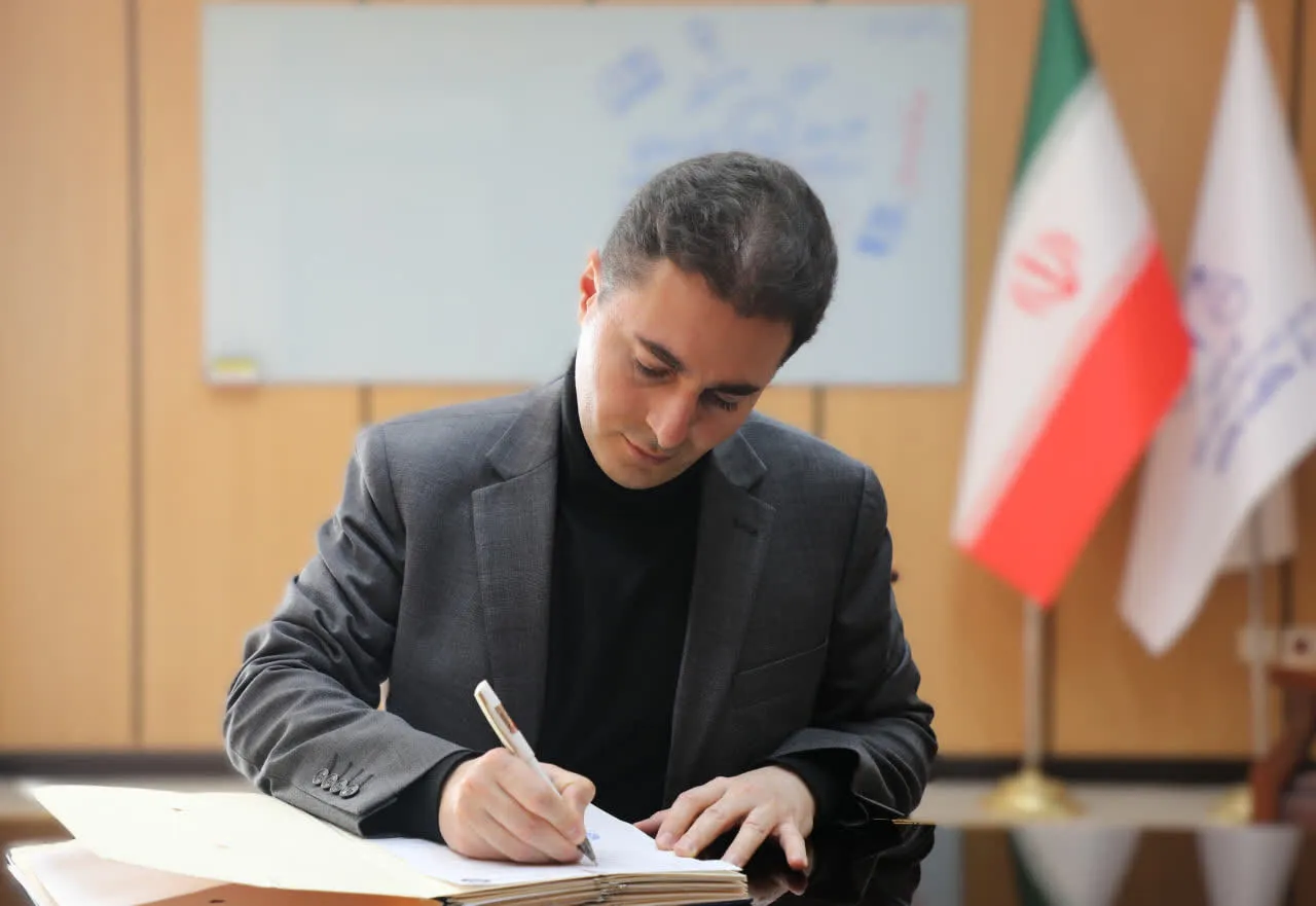 بهینه‌سازی سامانه‌های الکترونیکی مرکز مالکیت معنوی